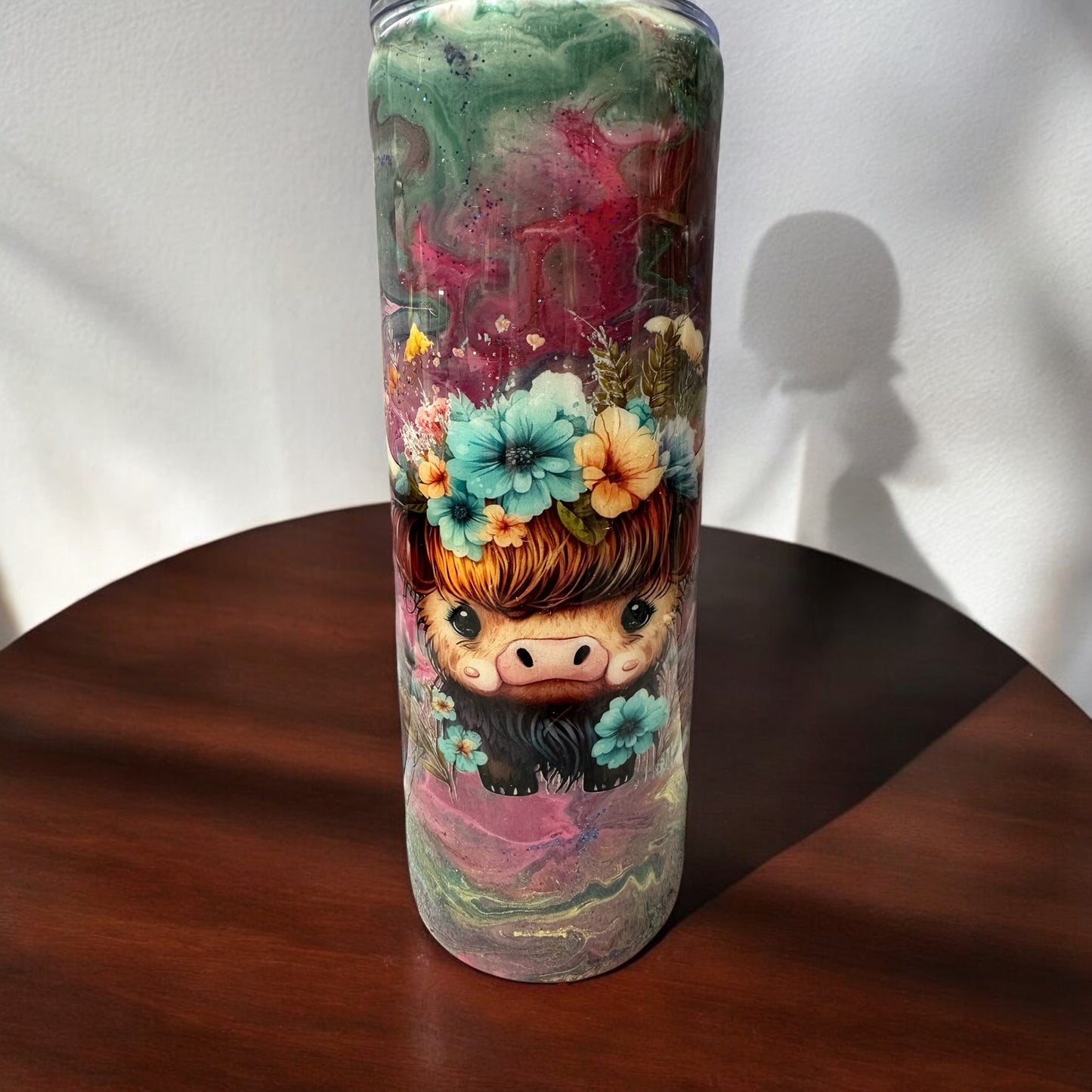 Highland Cow and flowers 20 oz tumbler