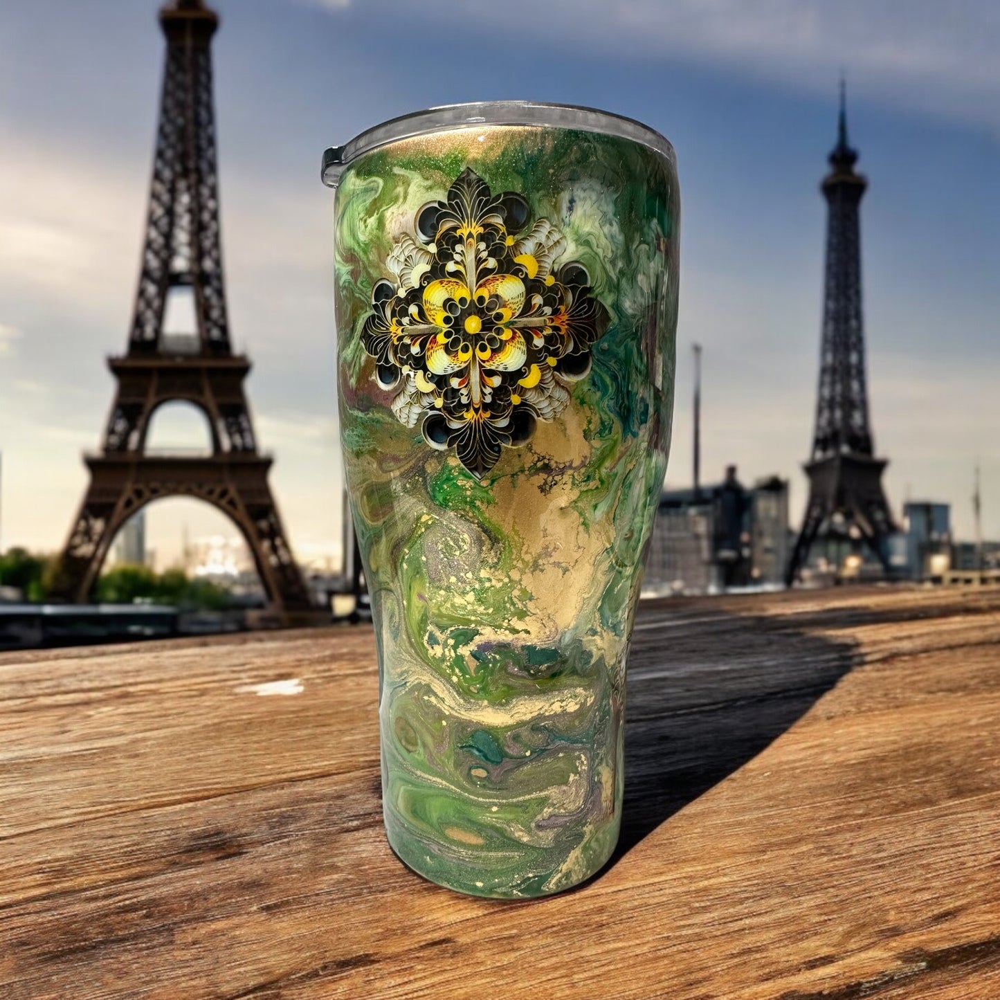 30 oz Shopping tumbler boosting purse, shoes and Paris