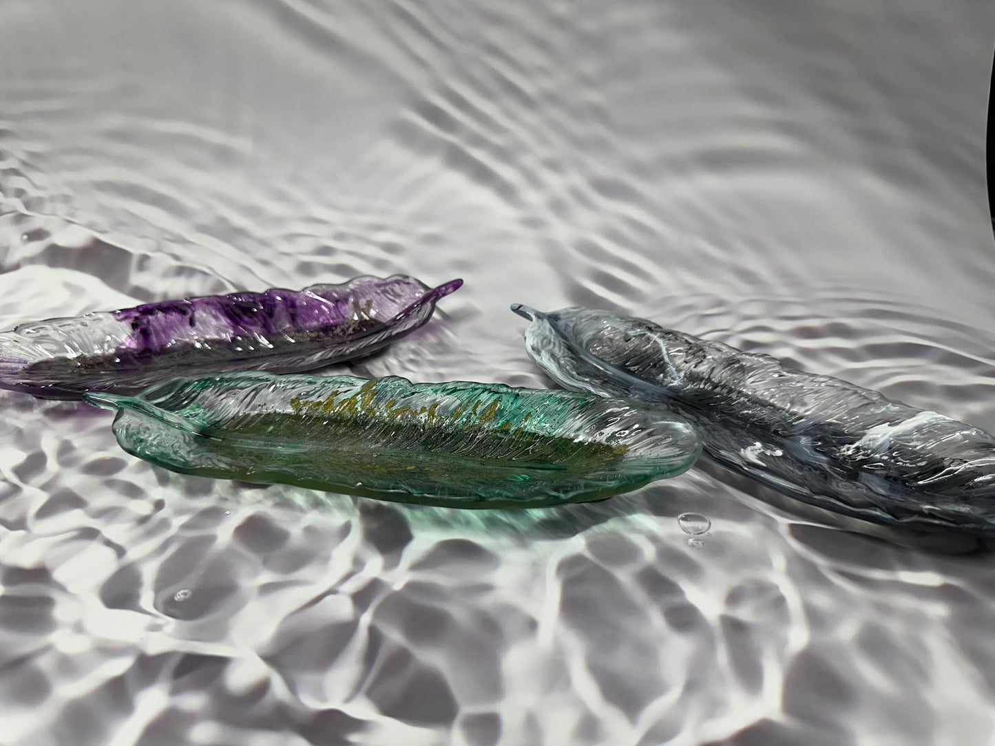 Feather Dish